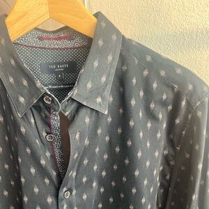Ted Baker LS Navy woven w/ sand diamond print